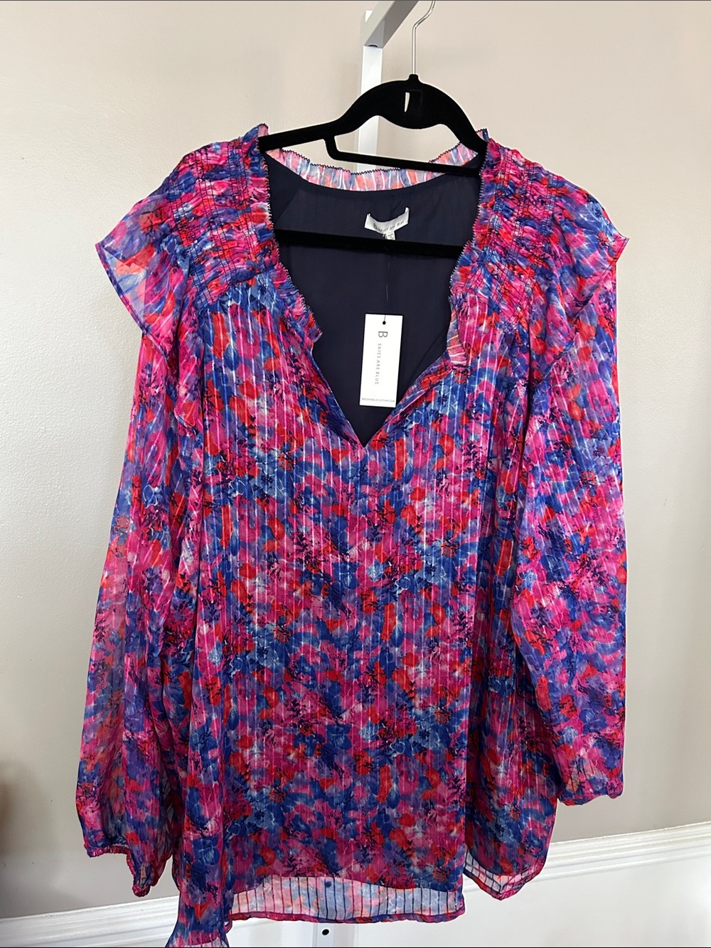 Skies Are Blue Pink & Blue Floral V-Neck Ruffle Blouse